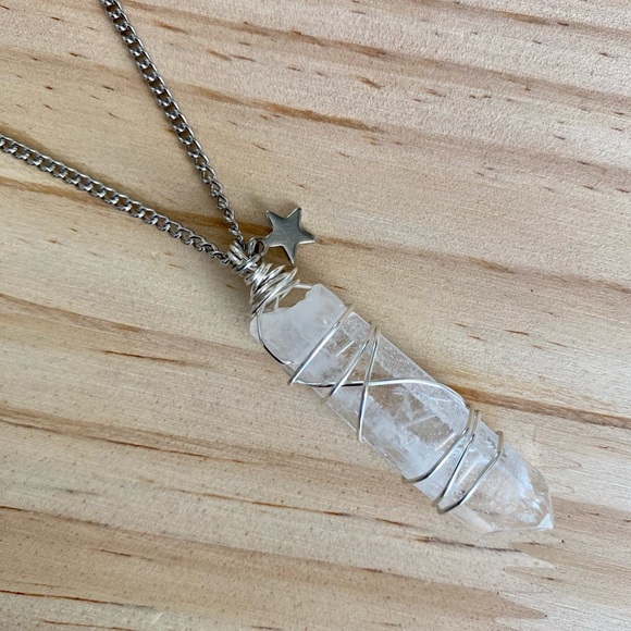 Handmade Clear Quartz Point Necklace - Picture 3 of 7